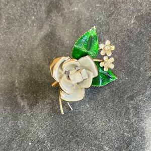 Vintage Scatter Pin White Rose Brooch